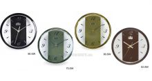 Moderní nástěnné hodiny s minerálním sklem v různých barvách E01.2429