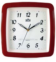 Plastové nástěnné hodiny s různobarevným dřevo dekorem E01.2459