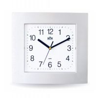 Čtvercové nástěnné hodiny v jednoduchém designu E01.2461