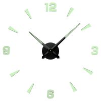 Nástěnné nalepovací hodiny PRIM Luminiferous II s možností úpravy velikosti od ∅ 600 mm až po ∅ 1 200 mm. Tyto hodiny se skládají ze samostatných nalepovacích číslic, které podpoř? | Nalepovací hodiny PRIM Luminiferous II