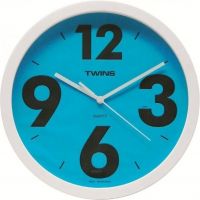 Moderní nástěnné plastové hodiny v modré barvě