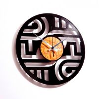 Moderní nástěnné hodiny značky Discoclock 015 s motivem Geometry