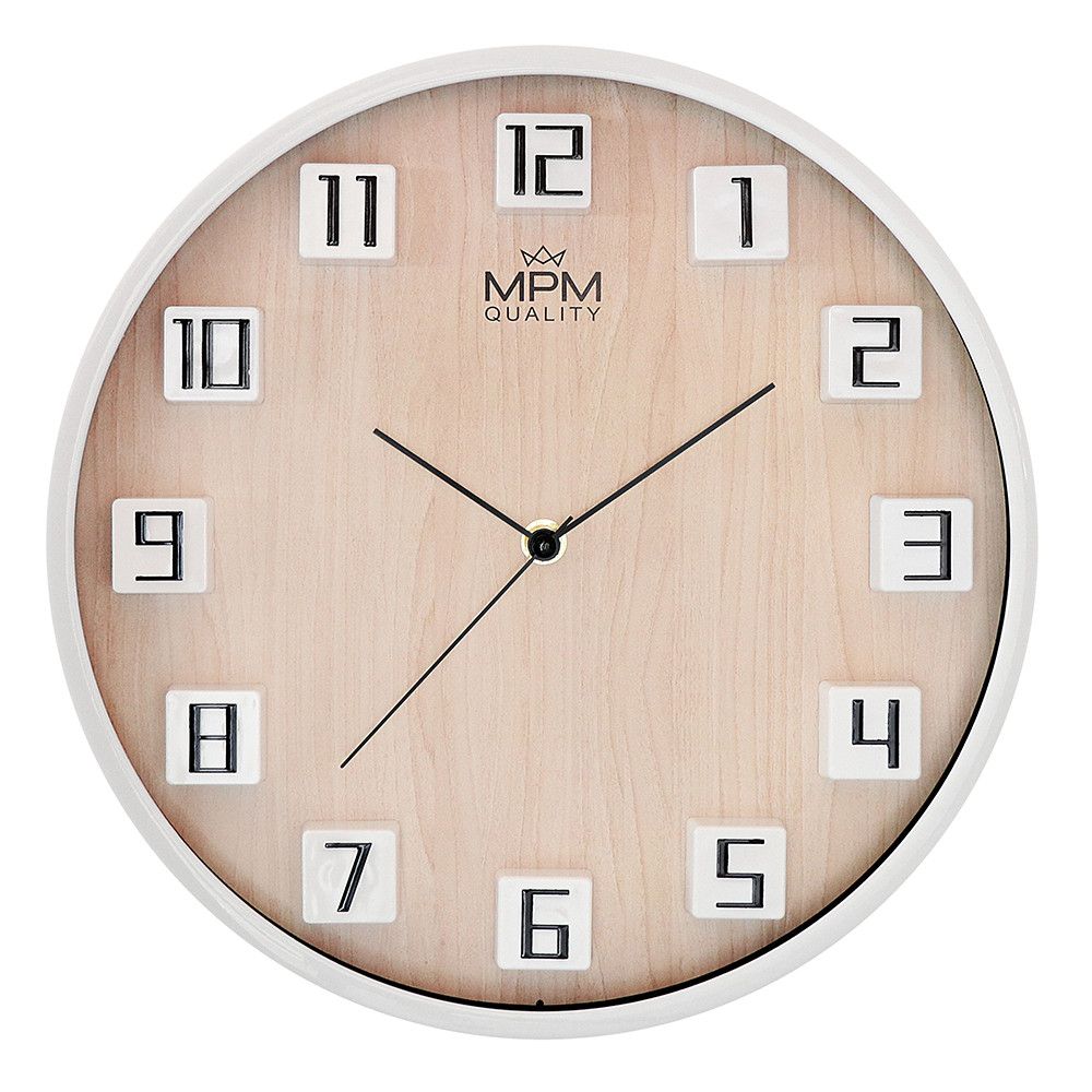 Nástěnné plastové hodiny MPM Gamali v elegantním provedení. Upoutají nejen svým kostkovým designem s vystouplými číslicemi, ale také číselníkem se vzorem dřeva v různých barevných MPM Gamali - A