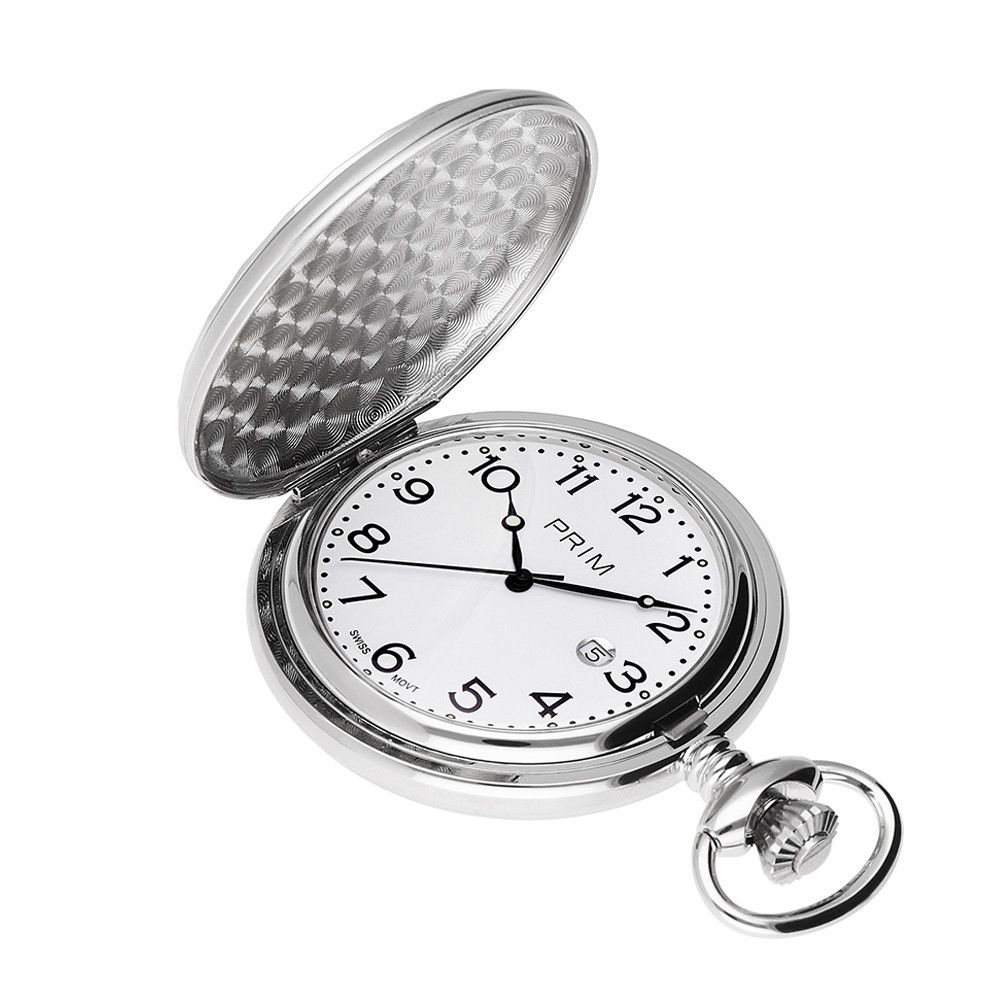 Kvalitní kapesní hodinky s datumovkou a švýcarským strojkem Ronda 515. Číselník zkrášlují vystouplé arabské číslice a luminiscenční ručičky – obě v lesklém metalickém barevném PRIM Pocket Present - A
