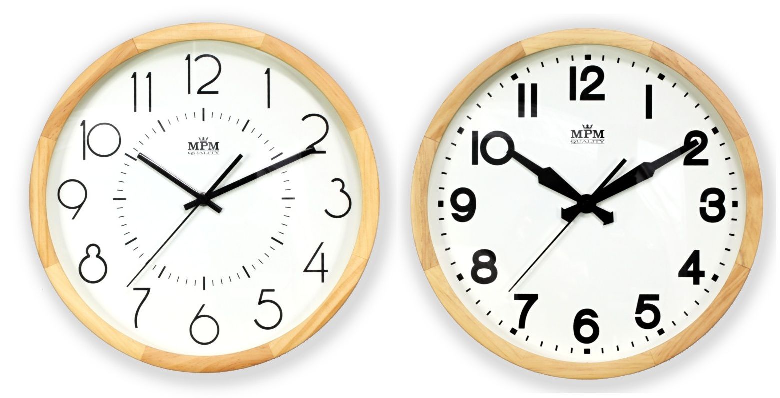 Dřevěné nástěnné hodiny s jednoduchým ciferníkem E07.3662
